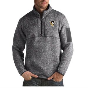 NWT Men’s Antigua Pittsburgh Penguins Quarter Zip